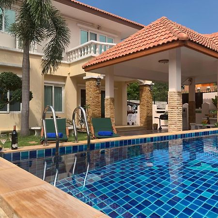 Yoch Pool Villa Pattaya Eksteriør billede