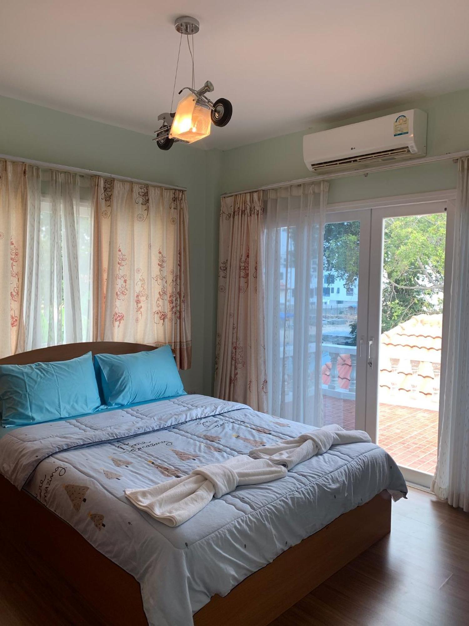 Yoch Pool Villa Pattaya Eksteriør billede