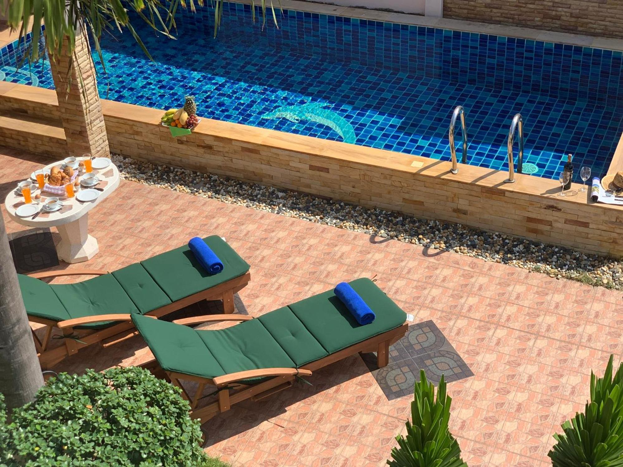 Yoch Pool Villa Pattaya Eksteriør billede