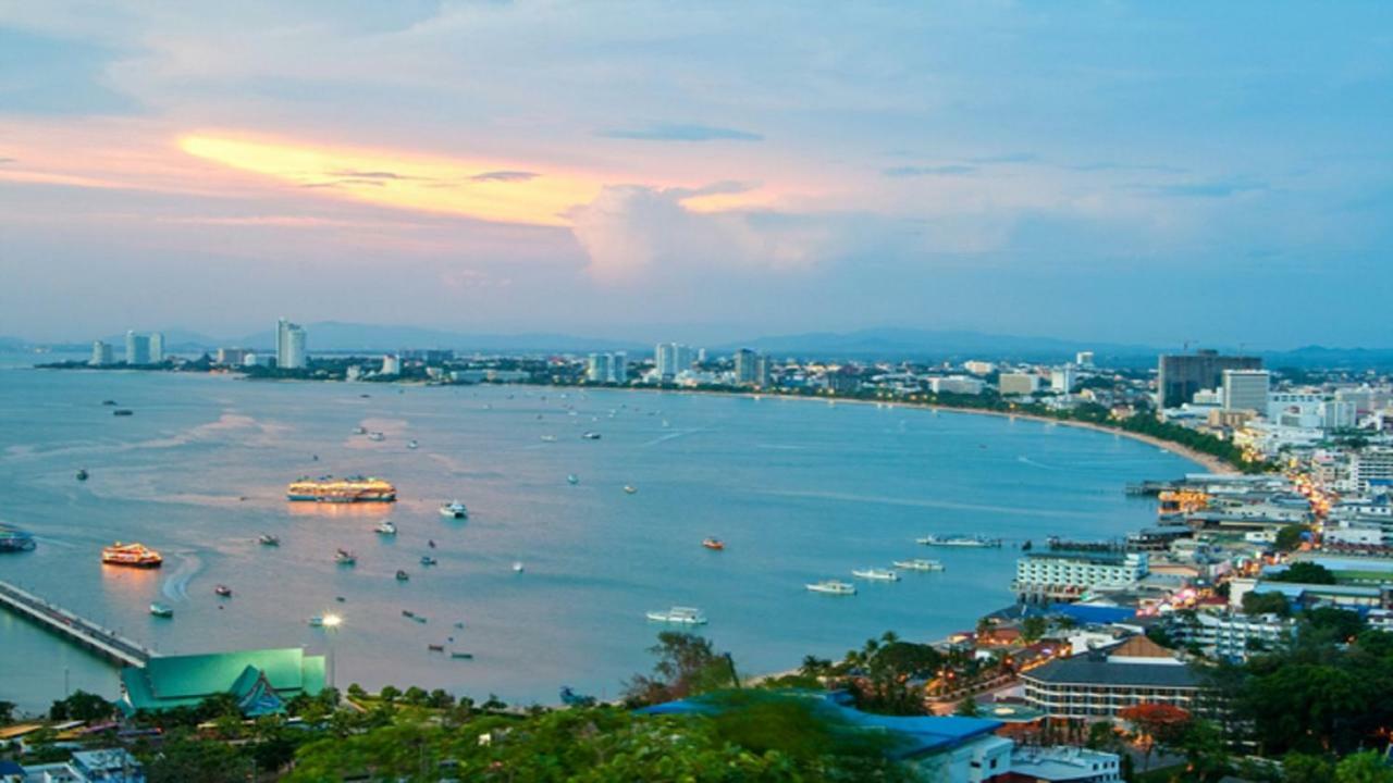 Yoch Pool Villa Pattaya Eksteriør billede